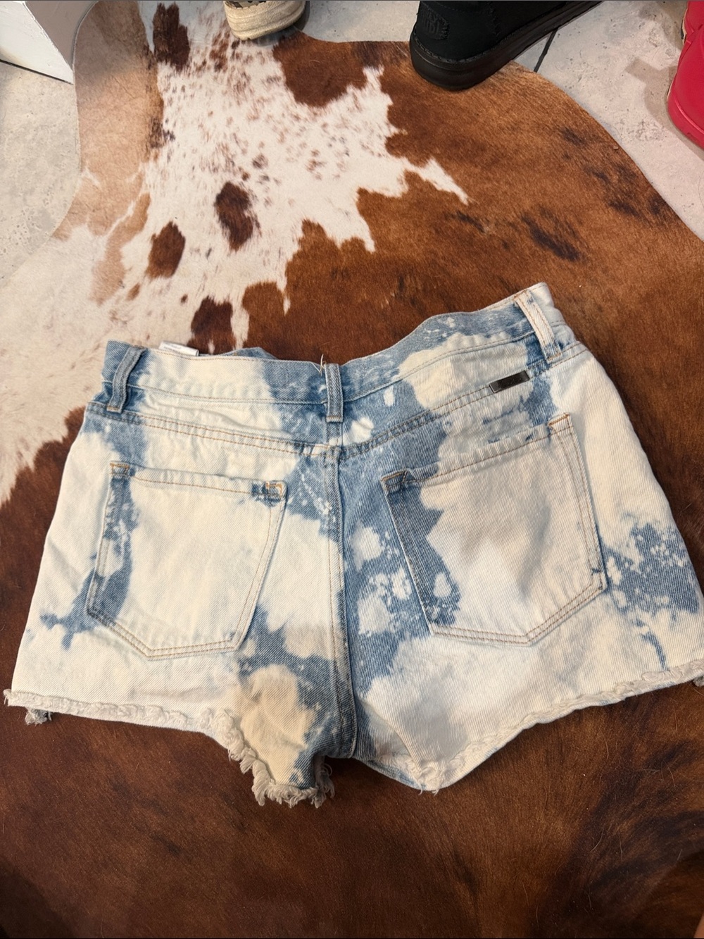 Women’s Tie-Dye Denim Shorts - Light Blue & White
